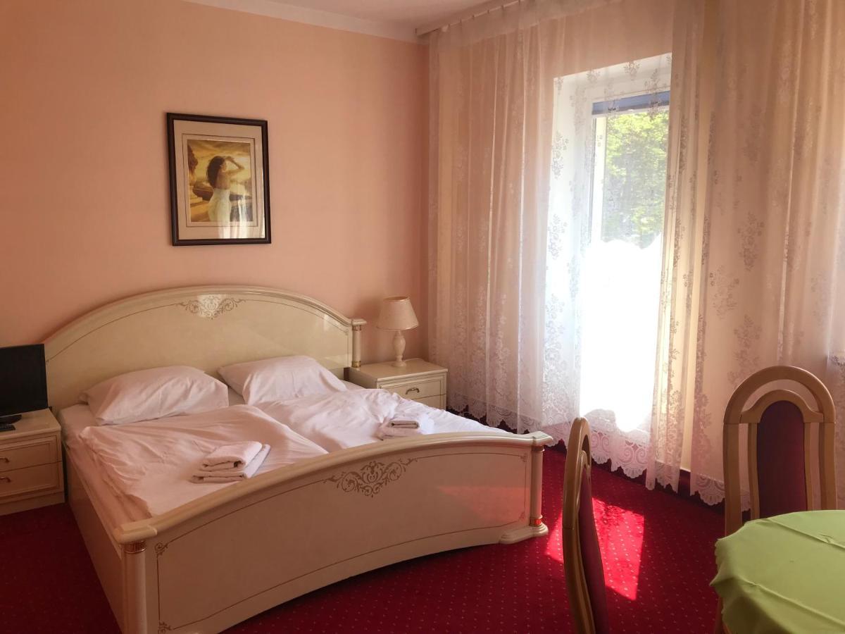 Zajazd Dajana Ustka Bagian luar foto
